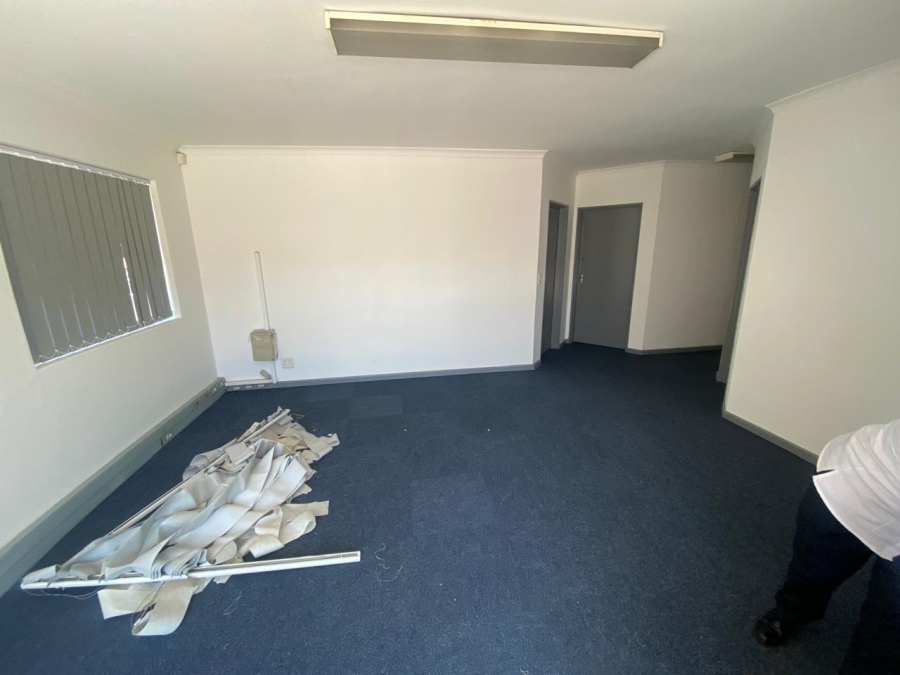 Commercial Property for Sale in Airport Industria Western Cape